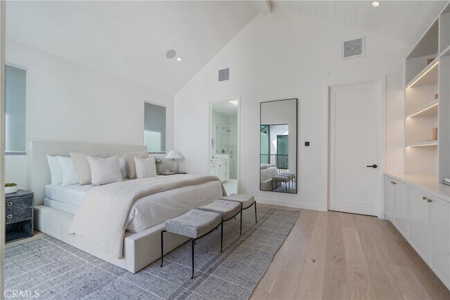 Building Photo - 11825 Tennessee Ave