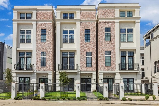 Building Photo - 5824 Winsome Ln