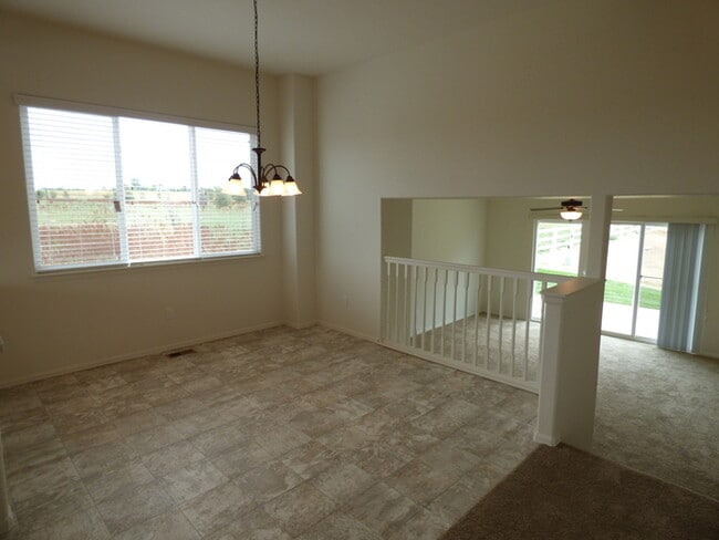 Building Photo - Two Story, 3 Bedroom Home in Village East Subdivision in Windsor