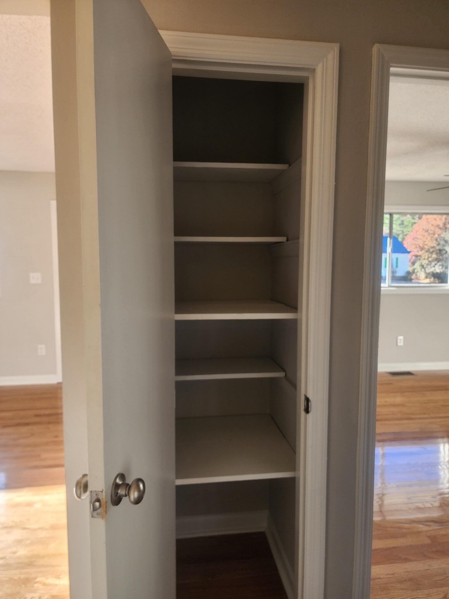 Linen closet - 3231 Dorian Rd