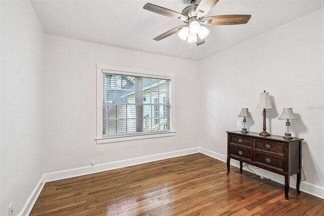 Building Photo - 2908 W San Isidro St