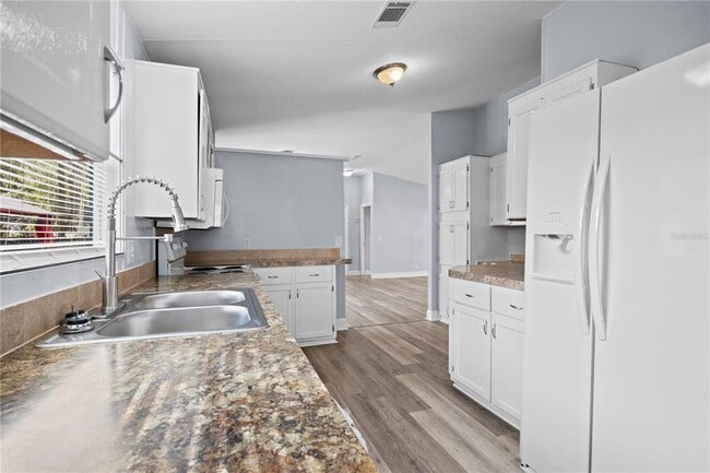 Building Photo - 10522 Bay Hills Cir