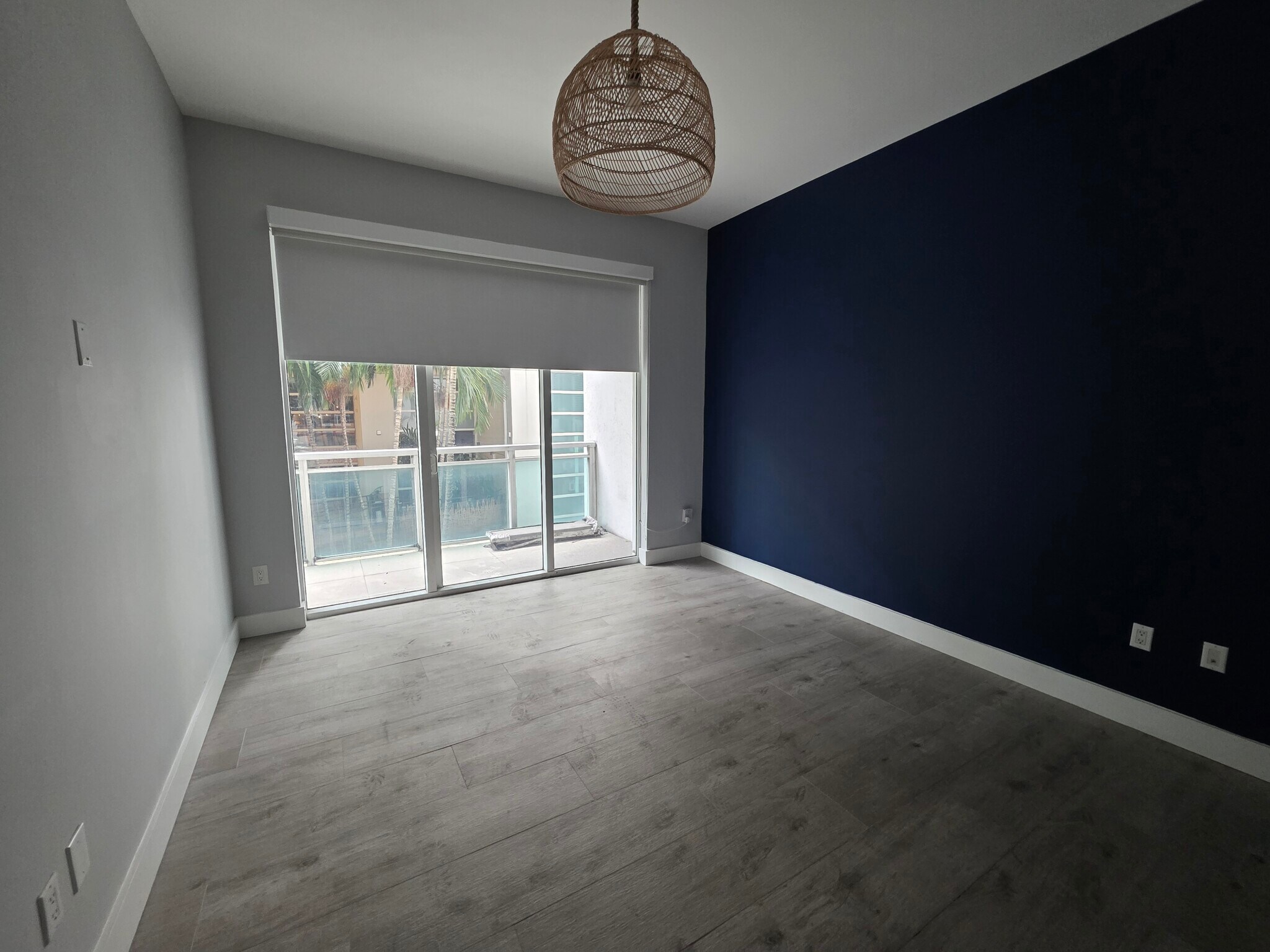 Building Photo - 950 Brickell Bay Dr