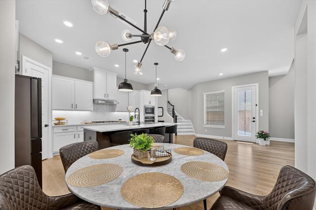 Building Photo - 624 Treaty Oak Dr