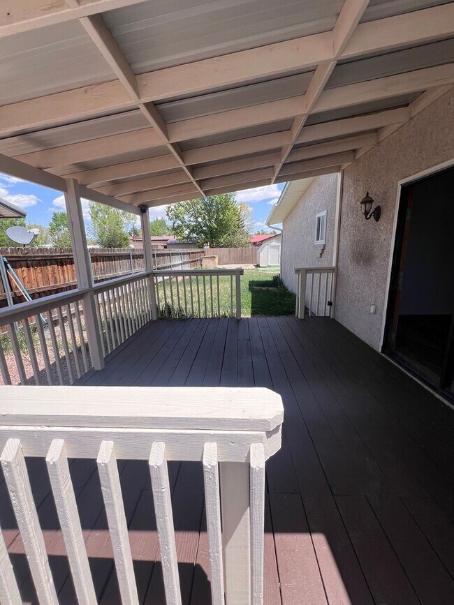 Building Photo - 3 Bedroom Single Family Home in Alamosa