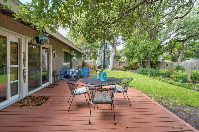 Building Photo - 7110 Sungate Dr