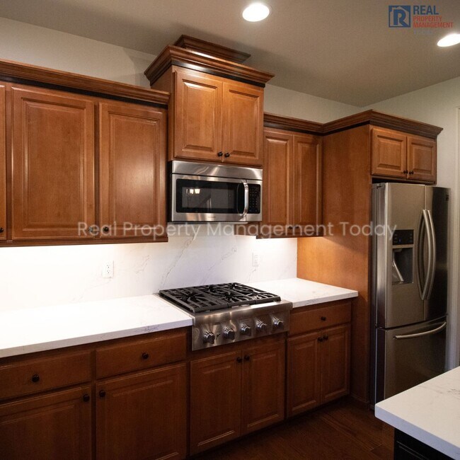 Building Photo - 4 Bedroom House in Puyallup! (Virtual Tour Available)