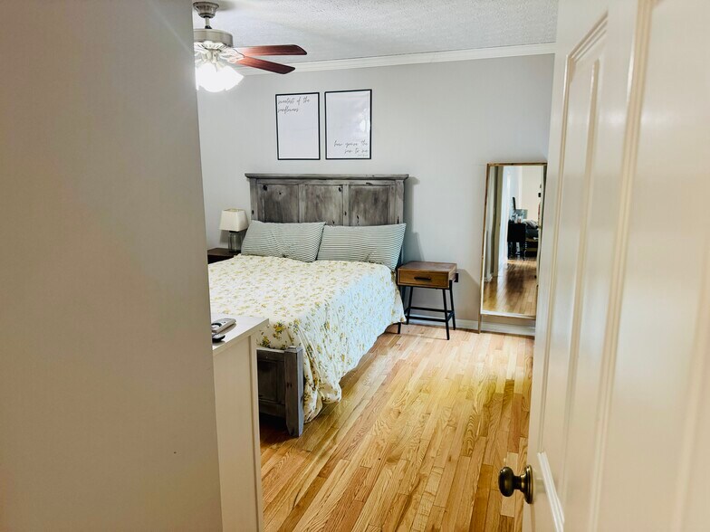 Building Photo - 288 Millside Dr