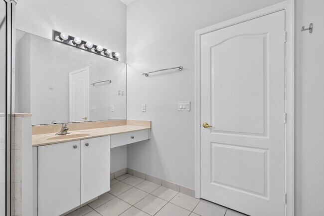 Building Photo - 5614 Sunberry Cir