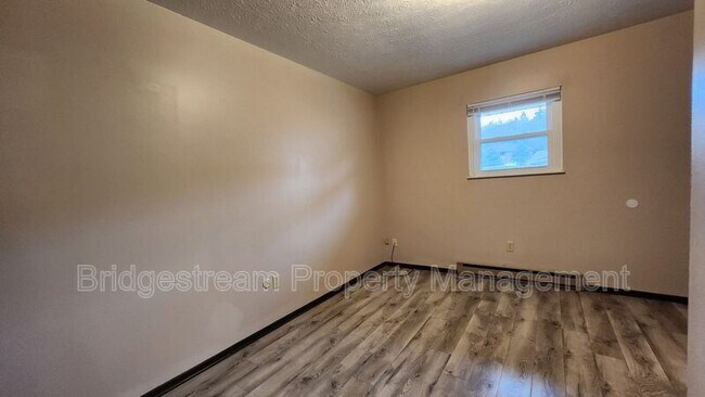 Building Photo - 51 Candlewood Ct