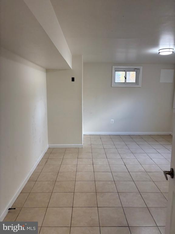 Building Photo - 4421 Ridgecrest Dr