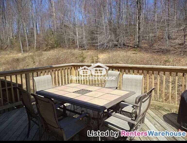 Building Photo - 2571 Vireo Ct