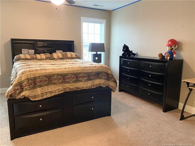 Building Photo - 28 Torrington Ridge