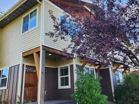 Building Photo - 4 Bedroom Townhome for Rent in Bozeman