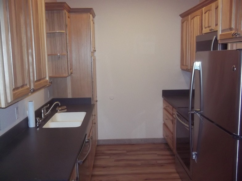 Kitchen - 705 Ouida Way
