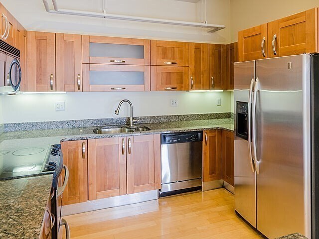 Building Photo - 210 South St