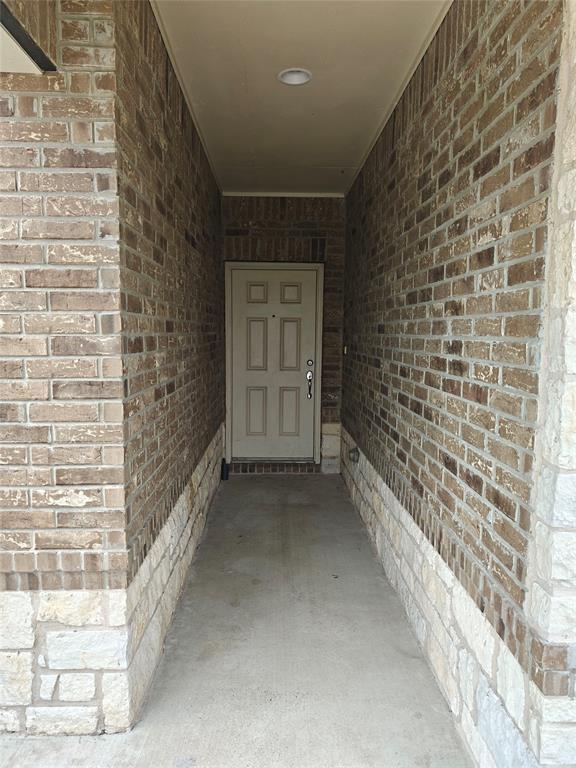 Building Photo - 5610 Hopkins Dr