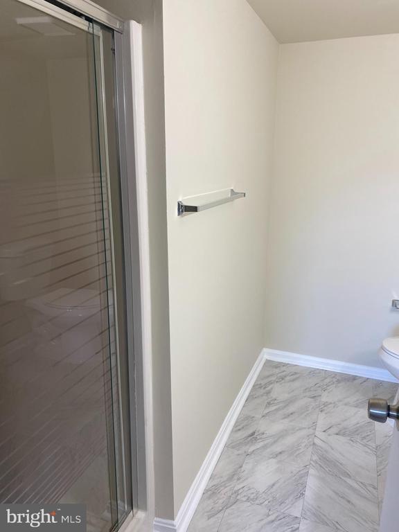 Building Photo - 200 Chesterfield Ln