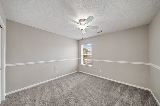Building Photo - 6505 Sage Ct