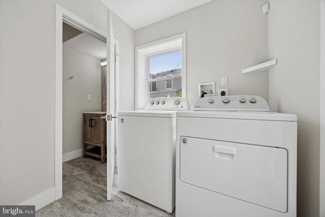 Building Photo - 2222 Wharton St