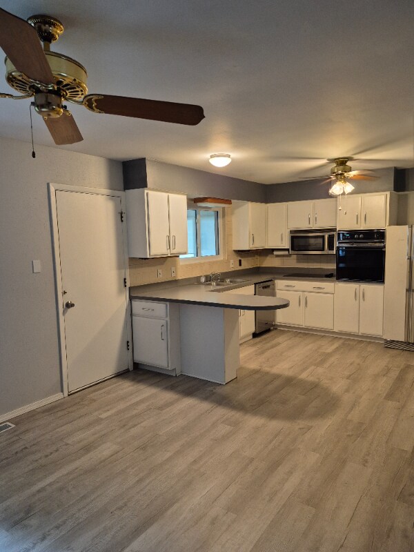 Building Photo - 9663 Yorkshire Estates Dr