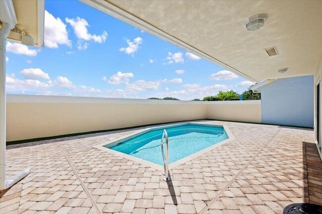 Building Photo - 180 Ridge Rd