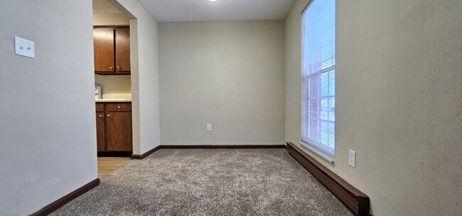 Building Photo - Peaceful West Milton Apartment Living with Washer/Dryer hookups! – Schedule a Tour Today!