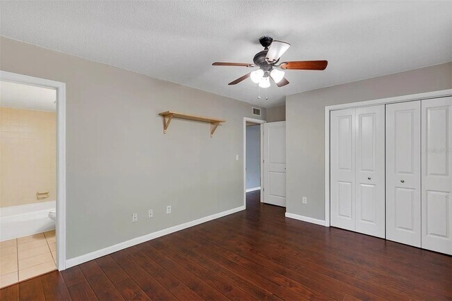 Building Photo - 507 NW 39th Rd