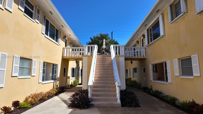 Building Photo - 5840 NE 22nd Way