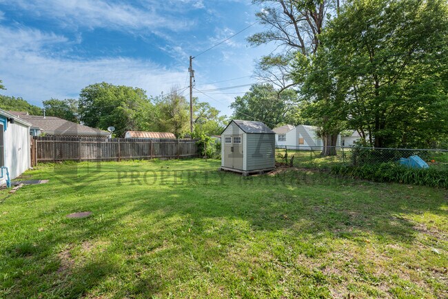 Building Photo - 522 Sunnyside Ct