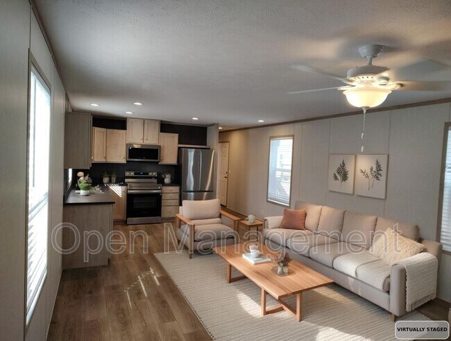 Building Photo - 24 Erin Ln