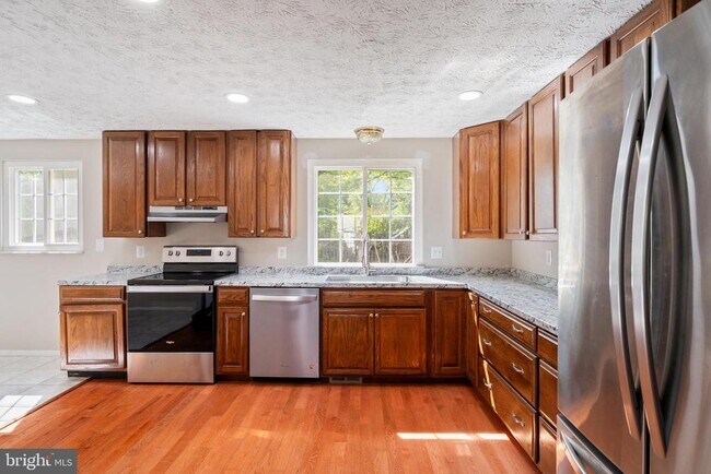 Building Photo - 1103 Burwick Dr
