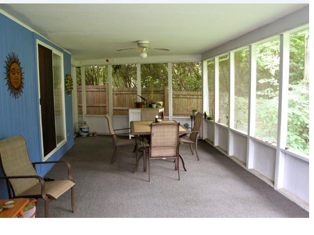 Building Photo - 1701 Ravinia Rd
