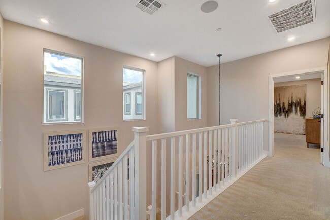 Building Photo - Luxury Fully Furnished Designer Home in Inspirada!