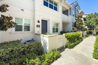 Building Photo - 12162 Starling Ln