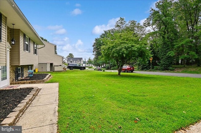 Building Photo - 7660 Turnbrook Dr