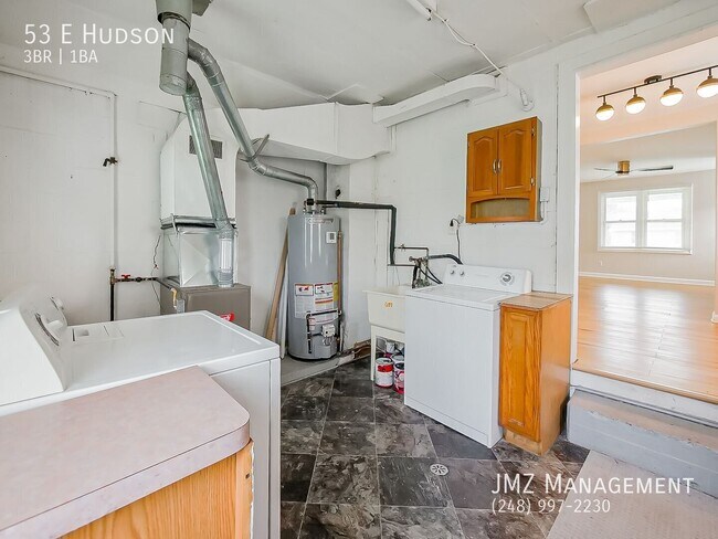 Building Photo - 53 E Hudson Ave