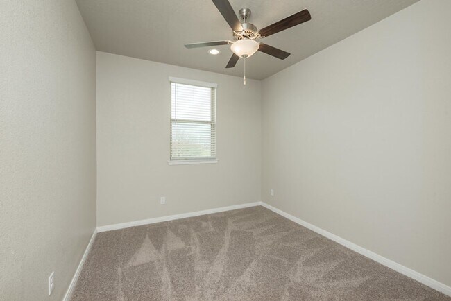 Building Photo - Live, love, and grow in this charming townhome!