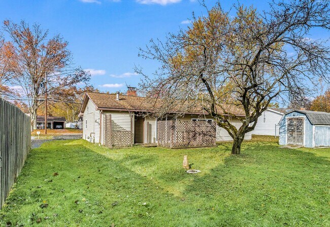 Building Photo - Austintown, 3 Bedroom Ranch For Rent