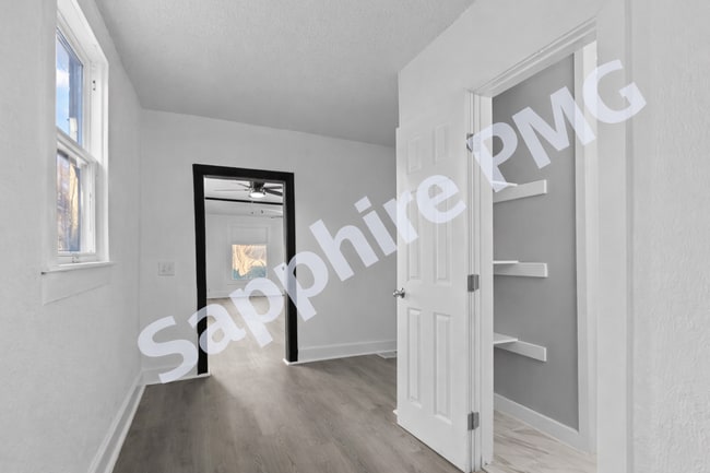 Building Photo - 2407 Montgall Ave