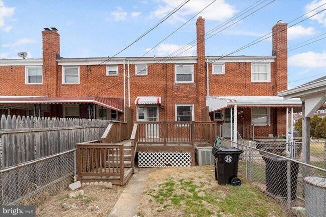 Building Photo - 403 Edmunds Way
