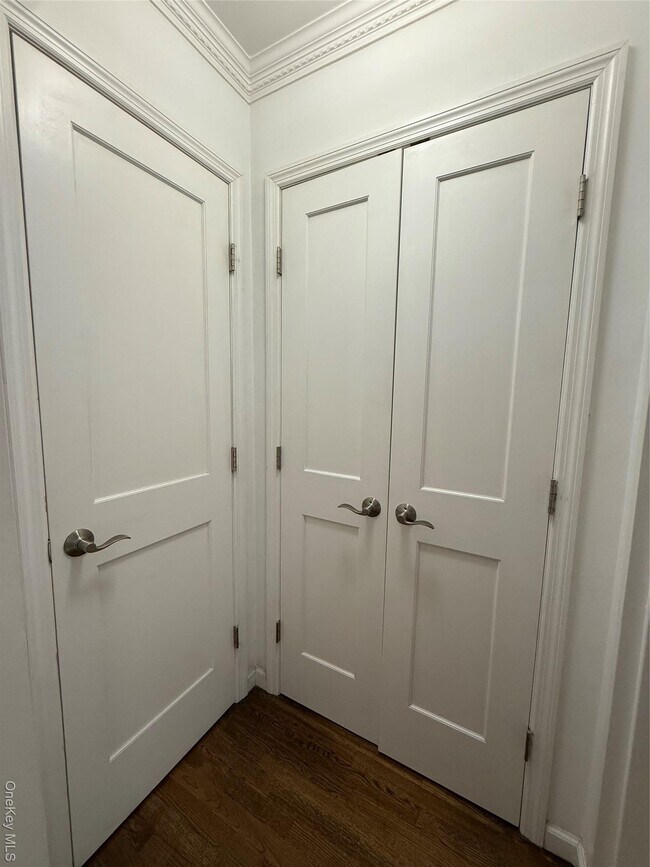 Building Photo - 103 Wiltshire Rd