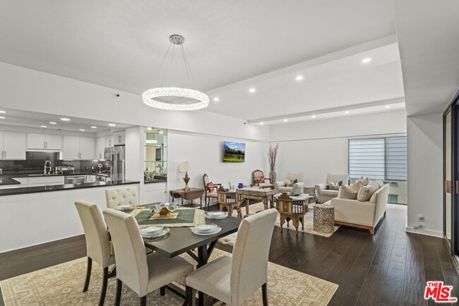 Building Photo - 10445 Wilshire Blvd