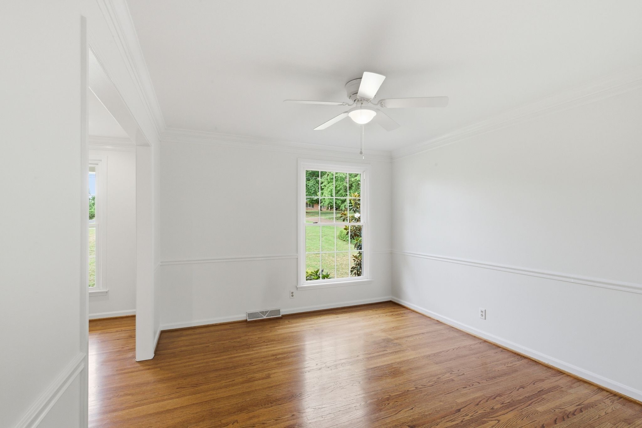 Building Photo - 213 Rising Sun Ln