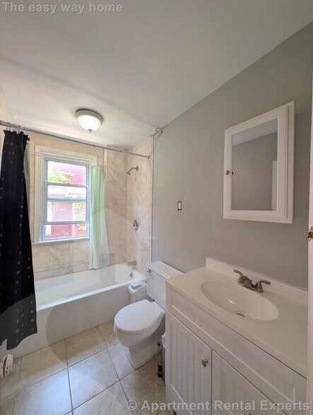 Building Photo - 49 Conwell Ave