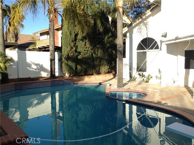 Building Photo - 10482 Sagecrest Dr