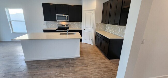 Building Photo - 2045 Havasu Falls Dr