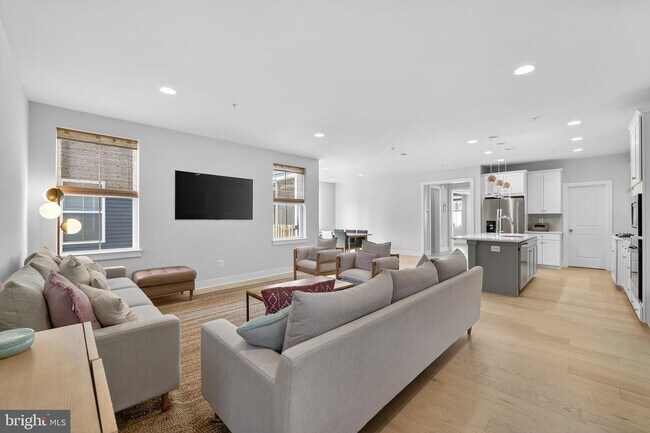 Building Photo - 22129 Clarksburg Rd