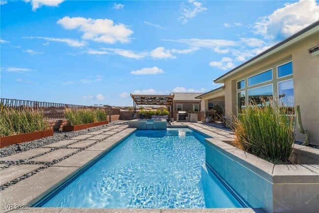 Building Photo - 3120 Greenscape Ln