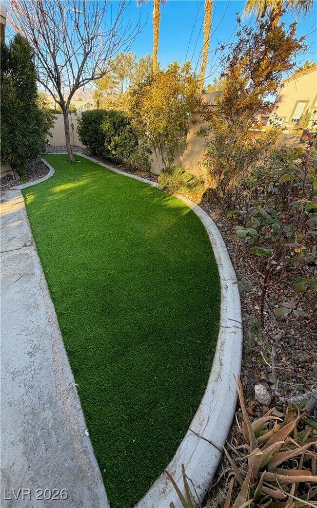 Building Photo - 2528 Huber Heights Dr